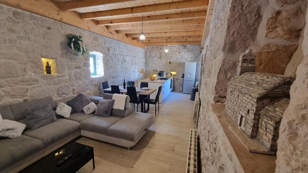 Villa Aga à Zagvozd Extérieur photo